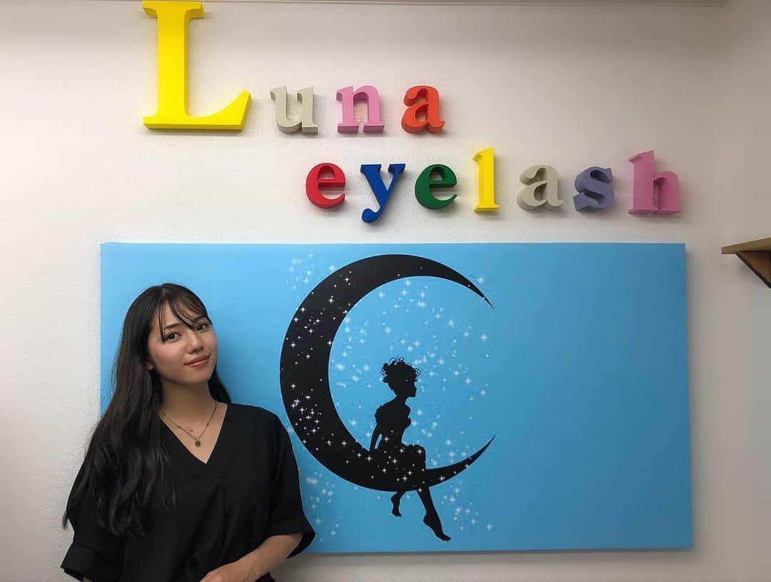 MAYUKIさんのインスタグラム写真 - (MAYUKIInstagram)「. . Luna eyelash @lunaeyelash_  さんへ 行ってきたよ👁🧡 . 両目で140本 💡 0.15mm Cカール 10.11.12mm です 💁🏻‍♀️💓 仕上がり綺麗だから ナチュラルだけどちゃんと盛れる♡ . ストーリーから ホットペッパーに飛べるよ✈️ . #lunaeyelash #eyelash #マツエク」5月12日 21時52分 - mayuki_c