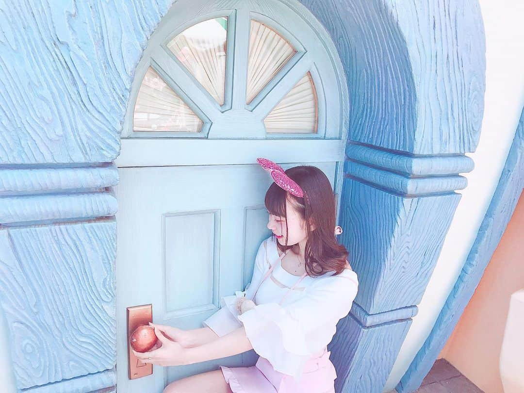 大盛真歩さんのインスタグラム写真 - (大盛真歩Instagram)「🚪💙💭 . #夢の国 #東京ディズニーランド #tdl」5月12日 22時15分 - maho_usagi