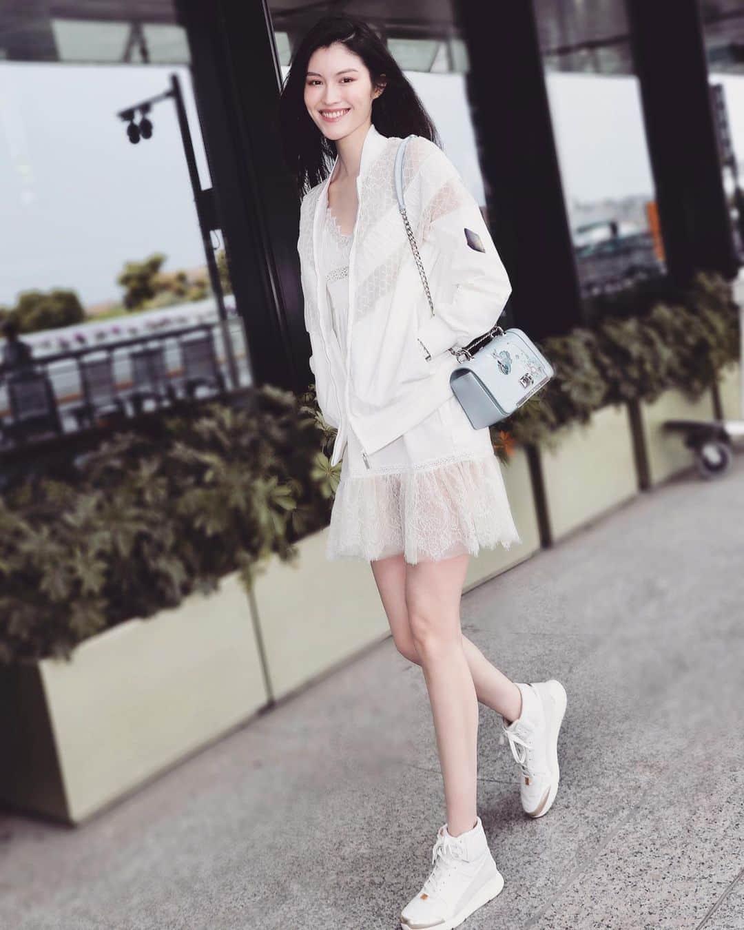 スイ・ヒーのインスタグラム：「#shiatzychen 🌸🌸🌸」