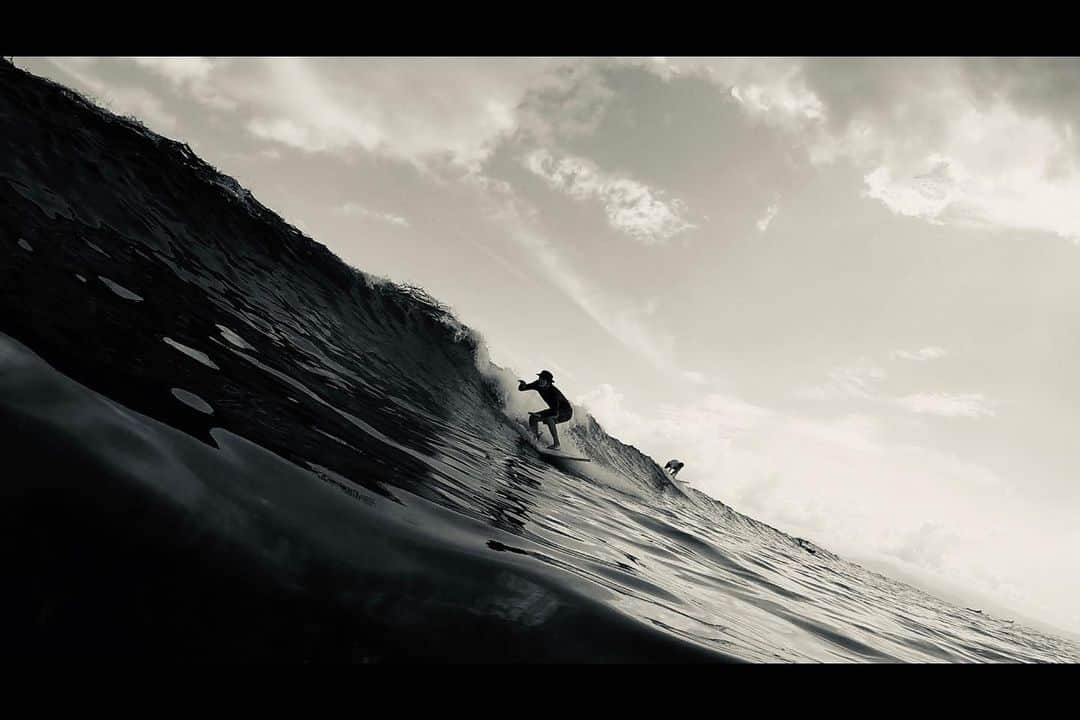 弓削智久さんのインスタグラム写真 - (弓削智久Instagram)「GW楽しかったbali。ガイドのモーちゃん、モーモー、出会った皆様ありがとう！#bali #surf #gw」5月12日 23時02分 - tomohisayuge
