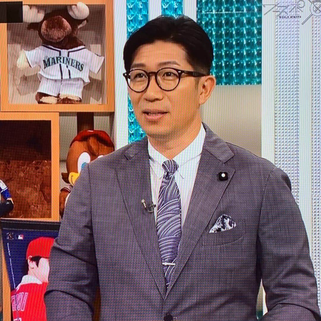 多村仁志さんのインスタグラム写真 - (多村仁志Instagram)「. 昨夜の放送📺📼 ・ NHK BS1のMLBを中心としたスポーツ情報番組「ワースポ×MLB」出演時の様子。  #MLB #MajorLeagueBaseball #メジャーリーグ #Baseball @mlb @mlbjapan #NHK #スポーツ情報番組 #スポーツニュース #ワースポMLB #ワールドスポーツMLB #上田まりえ さん @marieueda929  #筋金入りのMLB好き #commentator #多村仁志 #HitoshiTamura」5月12日 23時08分 - hit_tamu