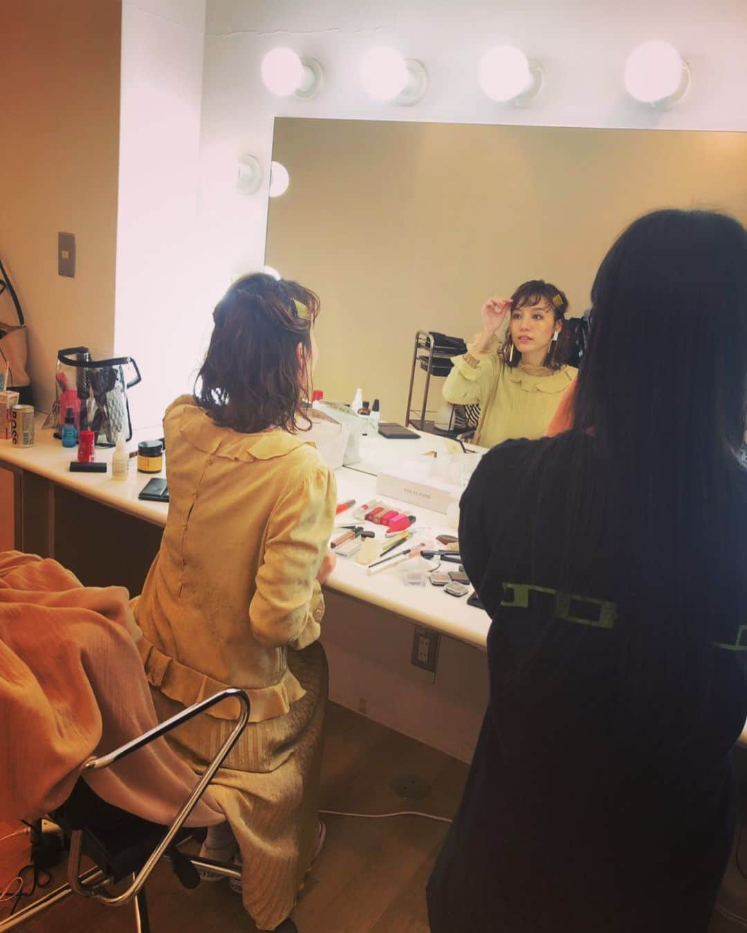 綱島恵里香さんのインスタグラム写真 - (綱島恵里香Instagram)「. . 作品撮りしてきました♡ ステキな出会いに感謝です。 楽しみにしてて下さい！ . . #make#makeup#model#style#fashion#photography#photo#camera#instagood#instalike#diarygram#beautiful#モデル#女優 #ootd#fashionstyle#fashiondiary#ootdfashion#style#fashion#ootn #cordinate#code#コーデ #얼스타그램」5月12日 23時09分 - tsunashima.erika