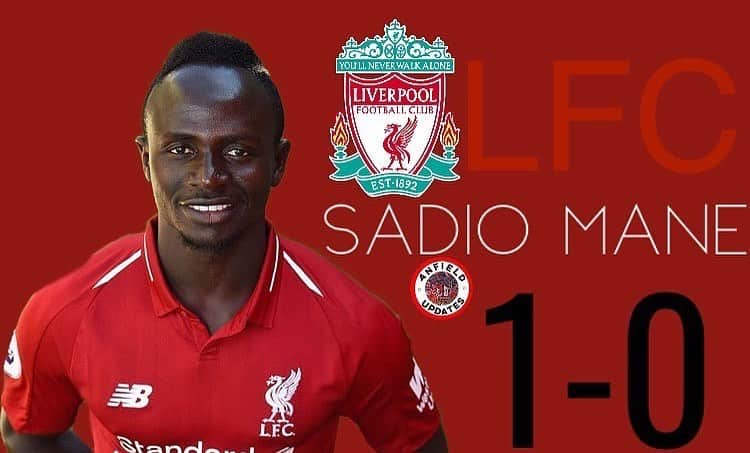 カルロス・テベスのインスタグラム：「Liverpool 1-0, City 0-0. Battle for the title is 🤭🤭🤭🤭」