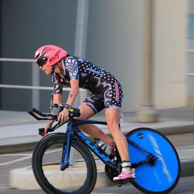 Fuji Bikesさんのインスタグラム写真 - (Fuji BikesInstagram)「Happy Mother’s Day to all the Superhero Moms out there! 💙 . . . . 📸 @higgybabyphotography」5月12日 23時38分 - fujibikes