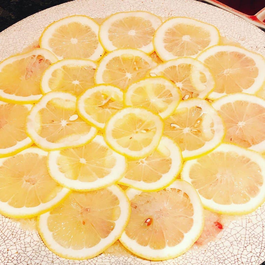 佐山愛のグルメインスタ