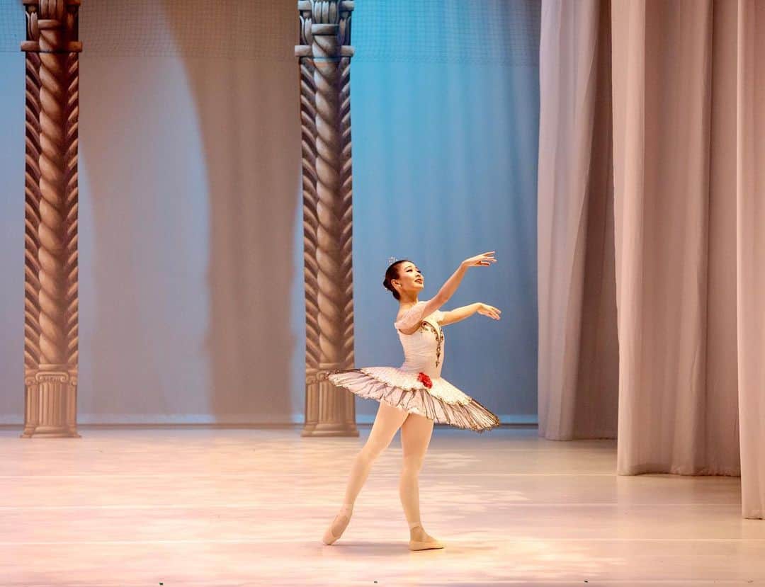 池田怜良さんのインスタグラム写真 - (池田怜良Instagram)「. Reverence in 2 weeks... what?!😳 #頑張るー #paquita #reverence #ballet」5月12日 23時56分 - reira.ikeda