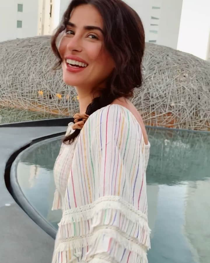 Sazan Hendrixのインスタグラム