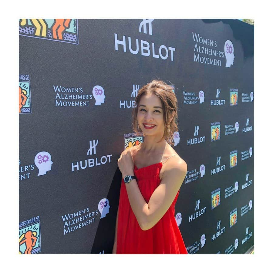 稲沢朋子さんのインスタグラム写真 - (稲沢朋子Instagram)「HUBLOTさんチャリティーイベントへ参加させて頂きました 素晴らしい場所でのイベントで✨お天気も良く最高でした✨ #bestbuddies #limitededition #malibu #inclusion #charity #california #mothersday #HUBLOT @hublot_northamerica @hublot_japan @bestbuddies @womensalzmovement  @story_love40」5月13日 0時35分 - ina_tomo