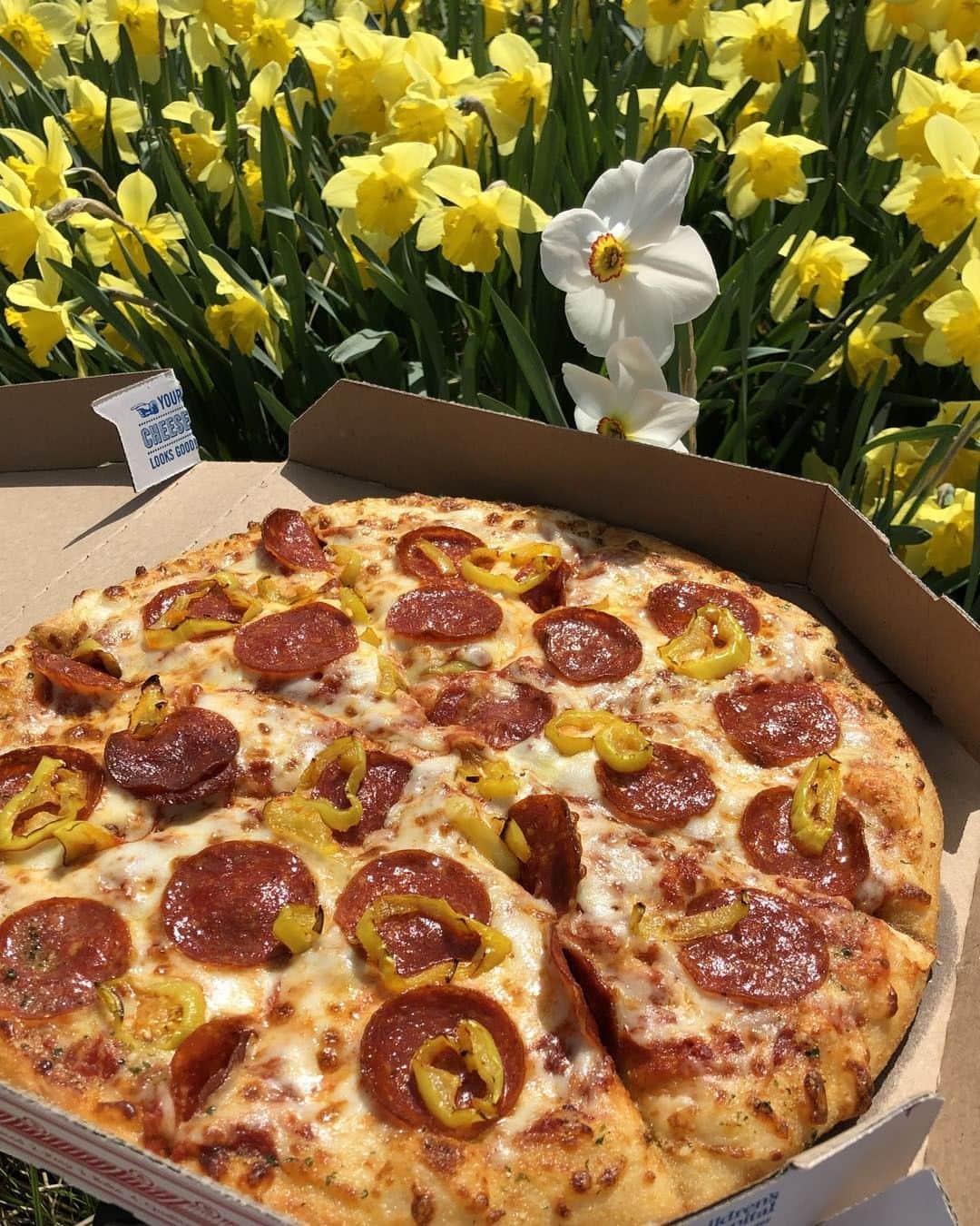 Domino's Pizzaさんのインスタグラム写真 - (Domino's PizzaInstagram)「🍕🍕🍕 = Happy mom. #MothersDay」5月13日 1時01分 - dominos