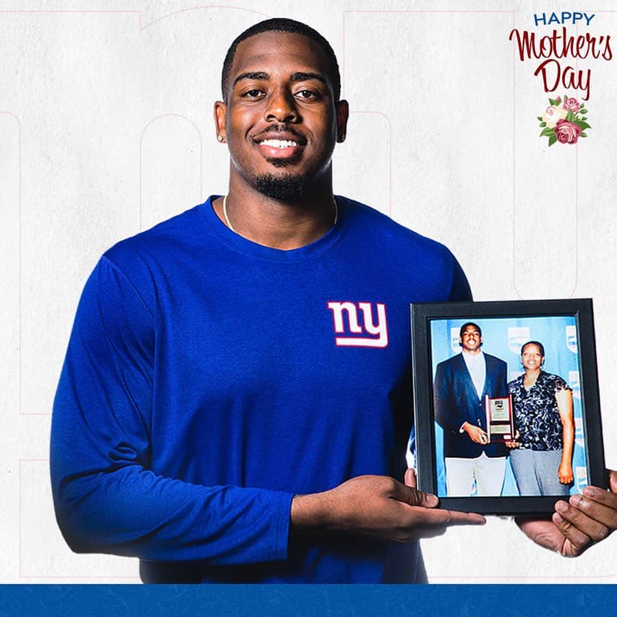 New York Giantsさんのインスタグラム写真 - (New York GiantsInstagram)「To all the wonderful moms out there, Happy #MothersDay!」5月13日 1時25分 - nygiants