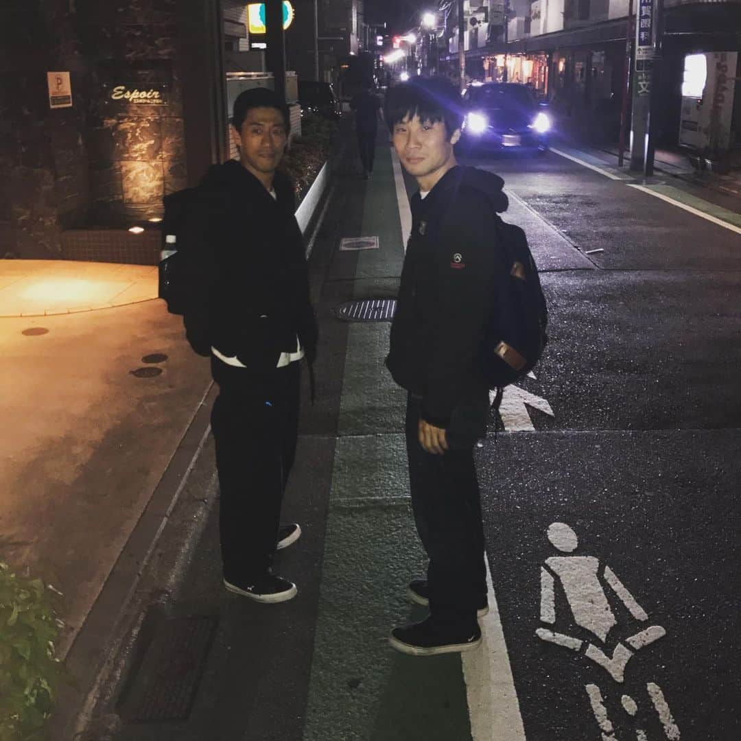 西野恭之介さんのインスタグラム写真 - (西野恭之介Instagram)「#外 #浜辺のウルフ #夙川アトム #wowow  #外」5月13日 2時00分 - choplin_nishino