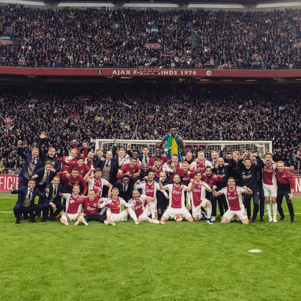 ラセ・シェーネのインスタグラム：「♥️ #ajax #wzawzdb」