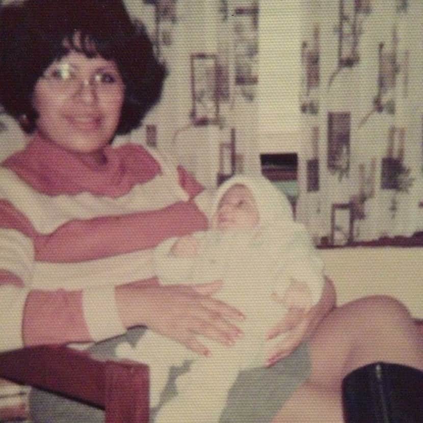 のインスタグラム：「Happy Mother’s Day to my beautiful, hard working and ever so loving mother. We grew up poor but she showered us with so much love that we felt like royalty. Thank you for all the lessons. You are missed dearly.」