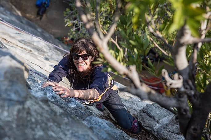 マウンテンハードウェアさんのインスタグラム写真 - (マウンテンハードウェアInstagram)「Keep doing your thing, Mom. | To the moms who take no nonsense and no slack—whose climbing pack doubles as a diaper bag—and whose strength inspires us to reach higher. We celebrate you. We have a few of you right in our own office…」5月13日 2時36分 - mountainhardwear