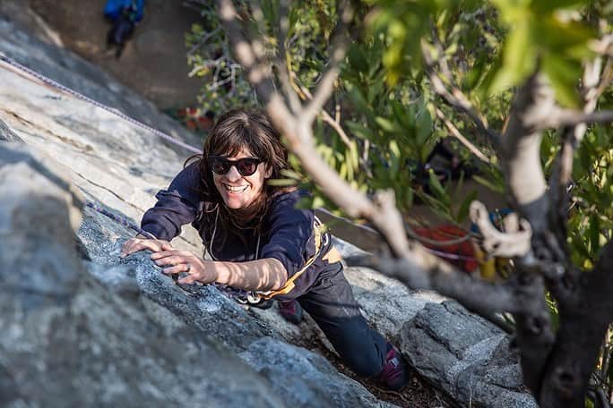 マウンテンハードウェアのインスタグラム：「Keep doing your thing, Mom. | To the moms who take no nonsense and no slack—whose climbing pack doubles as a diaper bag—and whose strength inspires us to reach higher. We celebrate you. We have a few of you right in our own office…」