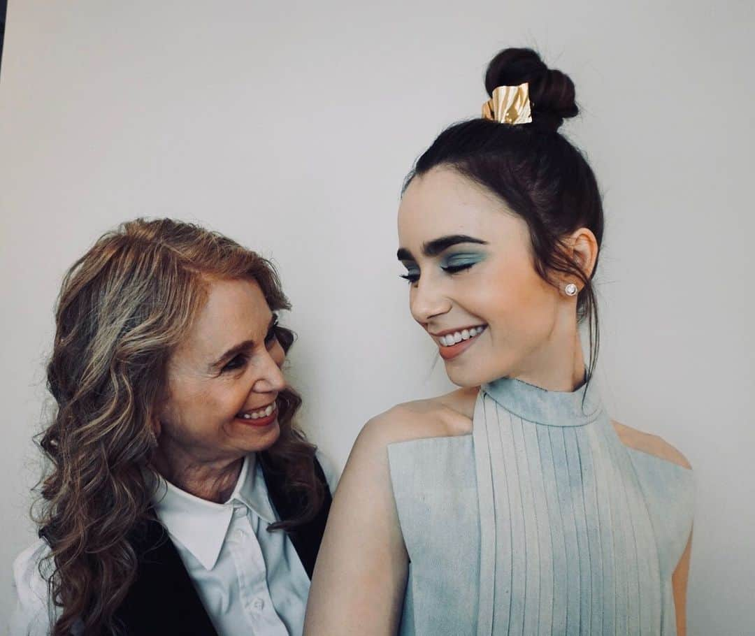 リリー・コリンズさんのインスタグラム写真 - (リリー・コリンズInstagram)「Happy Mother’s Day to my best friend, constant confidante, partner in crime, and ultimate inspiration. I couldn’t be more grateful for all the support you’ve given me over the years and all the ways you continue to encourage me to grow. Thank you for giving me hundreds of reasons to smile and laugh every single day. It’s always an adventure when we’re together and I wouldn’t have it any other way. I’m the luckiest girl to be yours. I love you to the moon and back again. Always and Forever...」5月13日 2時36分 - lilyjcollins