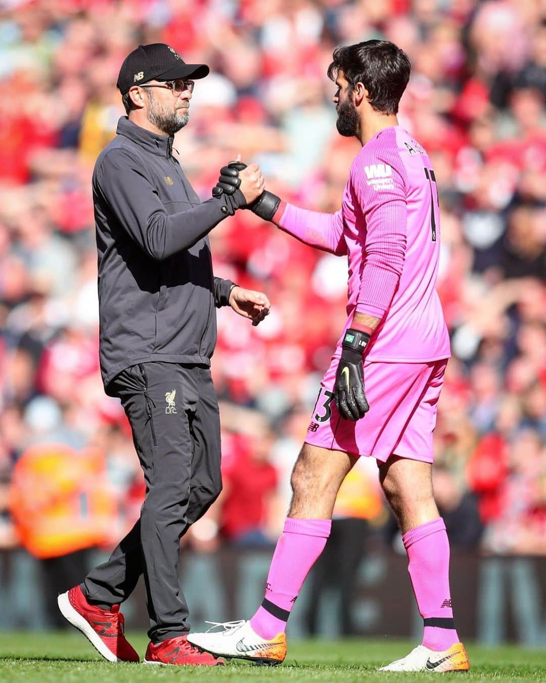 リヴァプールFCさんのインスタグラム写真 - (リヴァプールFCInstagram)「"We used the base from last year but made a big step, unbelievable, and there’s still a bit to come." - Jürgen Klopp #LFC #LiverpoolFC」5月13日 2時50分 - liverpoolfc