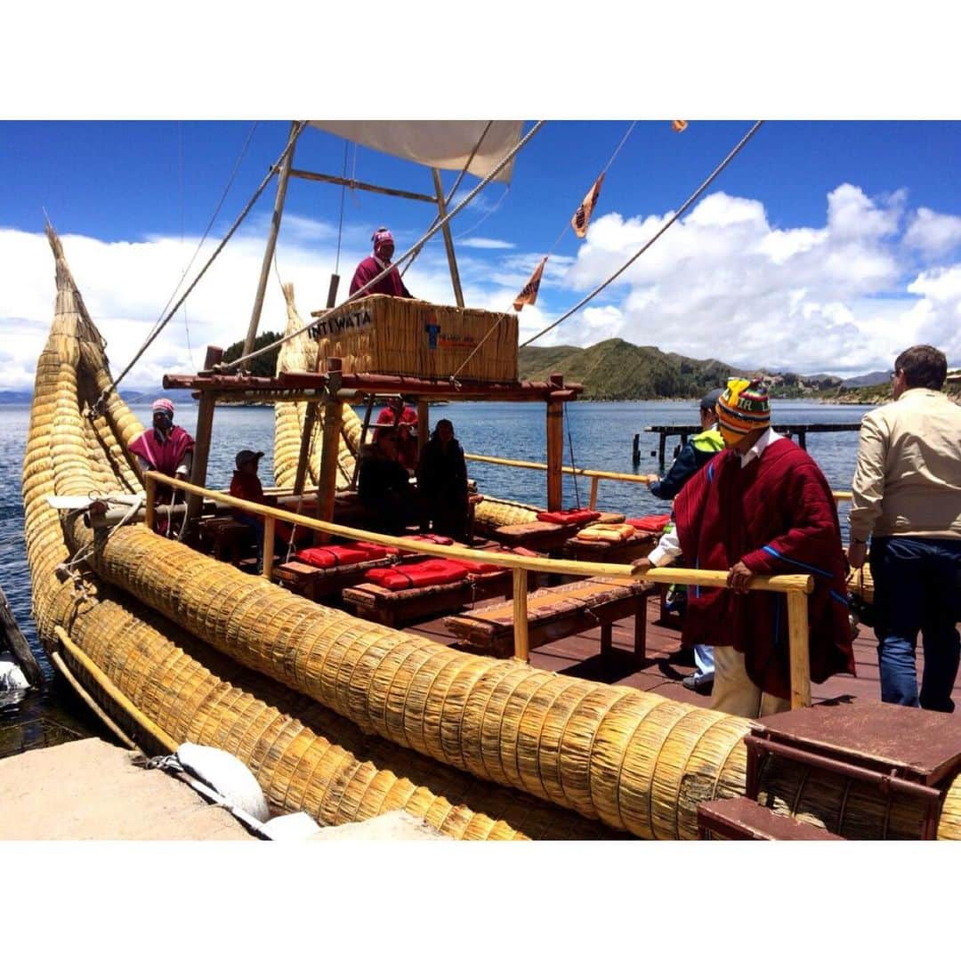 空木マイカさんのインスタグラム写真 - (空木マイカInstagram)「今週末5/18(土)のルププはボリビアを旅します！ゲストスピーカーはなんとイレーネでーす❤️ぜひ遊びにきてくださいね😊 ・ 14:00~ 絵本読み聞かせあい会 ・ 14:45~ボリビアのお話(スピーカー：イレーネさん)「地球の反対側、ボリビアの豊かな文化をのぞいてみよう！」 ・ ボリビアという国を知っていますか？ボリビアの魅力は、ウユニ塩湖を始めとする大自然だけじゃないんです！世界一高いところにある空港、ラパスに着くと目に飛びこんでくるのは、インドヘナ、先住民族の人たちの暮らし。インカ文明より古い民族や、オルーロのカーニバルなど、カラフルな文化をのぞいてみましょう！ ・ 15:00~  工作ワークショップ 【ボリビアのお祭りの仮面づくり】(材料費300円) ・ 15:15~体験ワークショップ「オルーロのカーニバルを体験してみよう！」 ・ ブラジルはリオのカーニバル、ペルーの太陽の祭りインティライミに並び、南米3大祭りの１つが、ボリビア、オルーロのカーニバル。先住民の人たちが大切にしてきた文化と、スペイン植民地時代の文化が混ざり合った、沢山の仮面や踊りが当時して、地域の人みんなが盛り上がります。ディアブラーダというちょっとひょうきんな顔をした悪魔の仮面や、猫さん、クマさん、リャマなど...馴染みのある動物達にも似ているかも！みんなで色んな顔を混ぜて、工作ワークショップで作ったお面をかぶってみんなで地球ひろばを練り歩きましょう！最後には魔女市場にたどり着く！？ ・ 場所はいつものJICA中部なごや地球ひろば 2階 セミナールームC-1です。お待ちしてまーす😊 #ルププ #jica中部なごや地球ひろば」5月13日 12時42分 - maika_utsugi