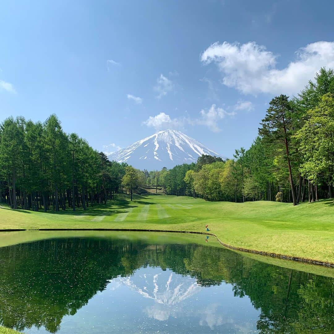 のインスタグラム：「富士山」