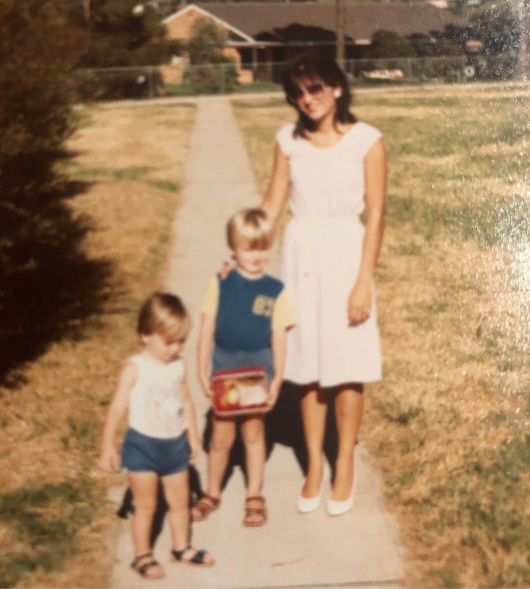 ジョエル・ヒューストンのインスタグラム：「SHE IS ABSOLUTELY, HANDS DOWN, THE GREATEST MUM THAT EVER LIVED! @bobbiehouston wins!!!!! I love you forever mum..」