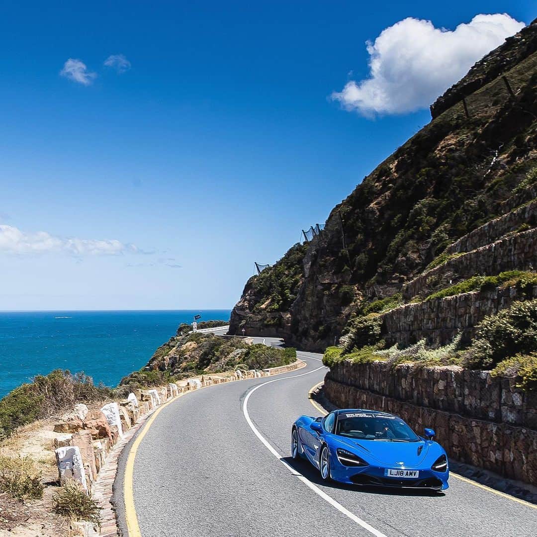 McLaren Automotiveさんのインスタグラム写真 - (McLaren AutomotiveInstagram)「Big skies and coastal roads. South Africa is a driver’s dream with some of the most diverse scenery on the planet. #McLarenAdventures on an epic scale.」5月13日 4時56分 - mclarenauto