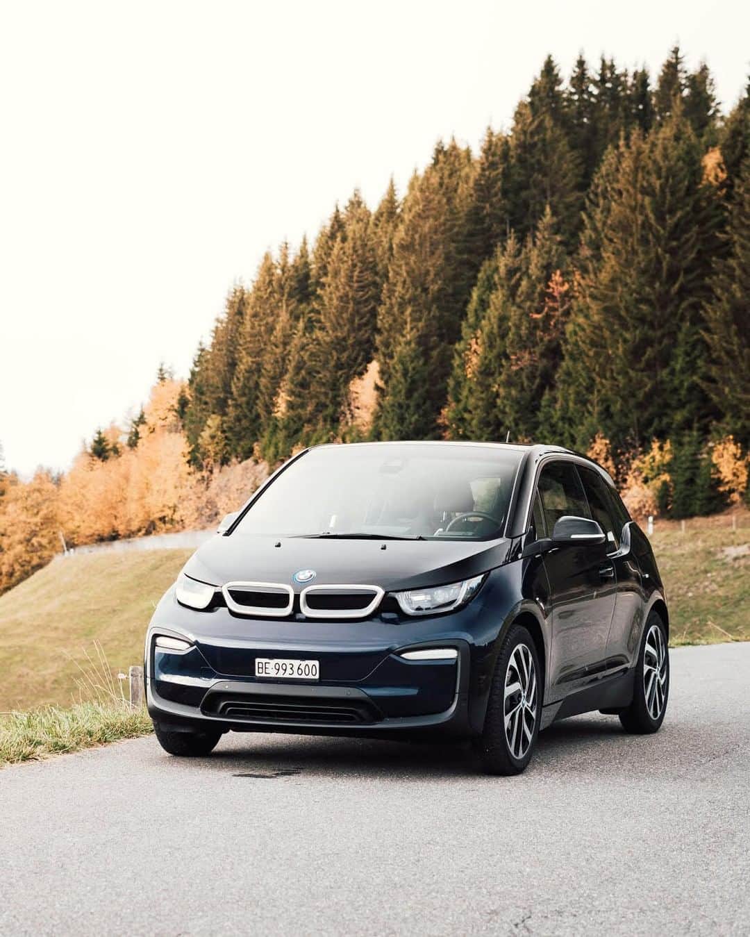 BMWのインスタグラム：「Prospective appearance. The BMW i3. #BMWrepost @raphaelphoto.ch @automarti  #BMWi3 #BMWi __ BMW i3 (94 Ah): Energy consumption in kWh/100 km (combined): 13.6 - 13.1. Fuel consumption in l/100 km (combined): 0. CO2 emissions in g/km (combined): 0. The driving range depends on a variety of factors, especially: personal driving behaviour, selected route, weather conditions, usage of heating/cooling and preconditioning. The values of fuel consumptions, CO2 emissions and energy consumptions shown were determined according to the European Regulation (EC) 715/2007 in the version applicable at the time of type approval. The figures refer to a vehicle with basic configuration in Germany and the range shown considers optional equipment and the different size of wheels and tires available on the selected model. The values of the vehicles are already based on the new WLTP regulation and are translated back into NEDC-equivalent values in order to ensure the comparison between the vehicles. [With respect to these vehicles, for vehicle related taxes or other duties based (at least inter alia) on CO2-emissions the CO2 values may differ to the values stated here.] The CO2 efficiency specifications are determined according to Directive 1999/94/EC and the European Regulation in its current version applicable. The values shown are based on the fuel consumption, CO2 values and energy consumptions according to the NEDC cycle for the classification. For further information about the official fuel consumption and the specific CO2 emission of new passenger cars can be taken out of the „handbook of fuel consumption, the CO2 emission and power consumption of new passenger cars“, which is available at all selling points and at https://www.dat.de/angebote/verlagsprodukte/leitfaden-kraftstoffverbrauch.html.」