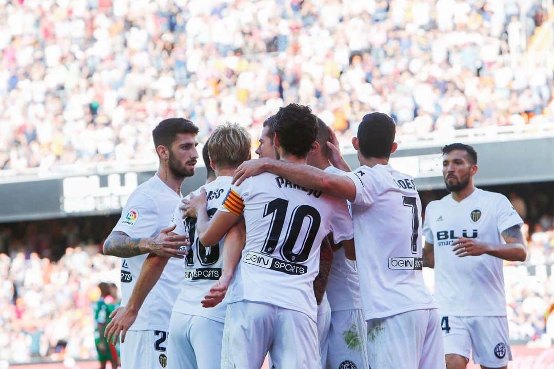のインスタグラム：「A los equipos como a las personas se les mide en los momentos complicados, en como reaccionan ante la adversidad... hoy hemos demostrado quienes somos. Orgulloso de mi equipo. Dos finales. Dependemos de nosotros mismos.」