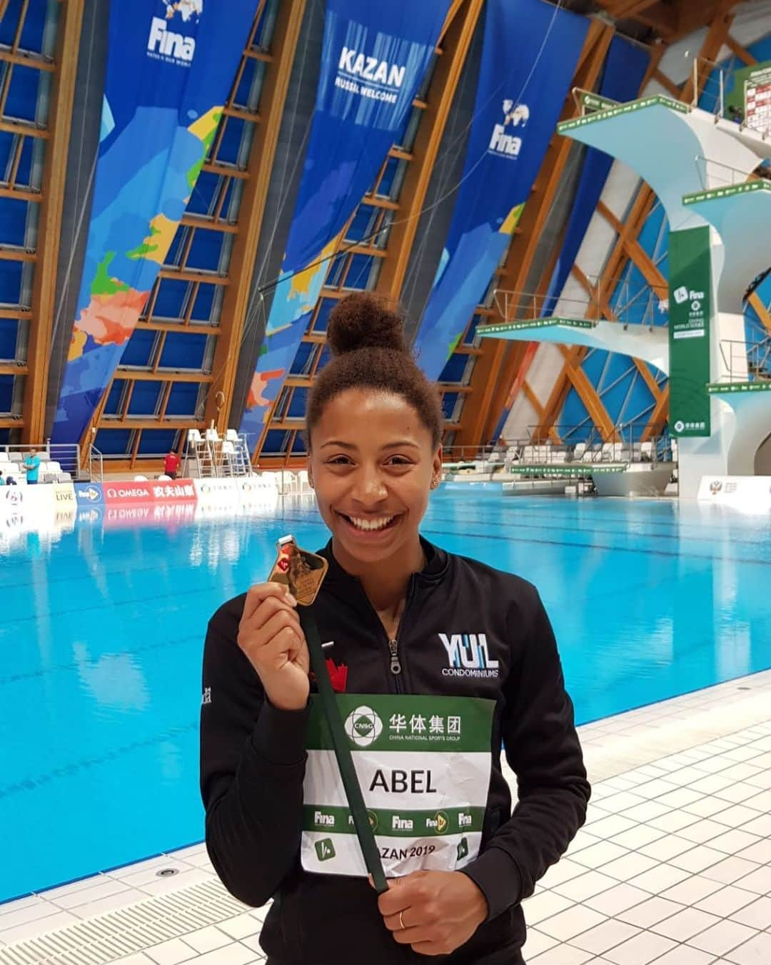 ジェニファー・アビルさんのインスタグラム写真 - (ジェニファー・アビルInstagram)「A big mixe of emotions this weekend!! but I am glad that I finally got my first gold medal in individual at the Fina world series 🥇 . . #dws2019 #dws #gold #medal #fina #diving #individual #women3mspringboard  #kazan #Russia #jennabel #teamabel #jenniferabel」5月13日 5時40分 - jennabel91