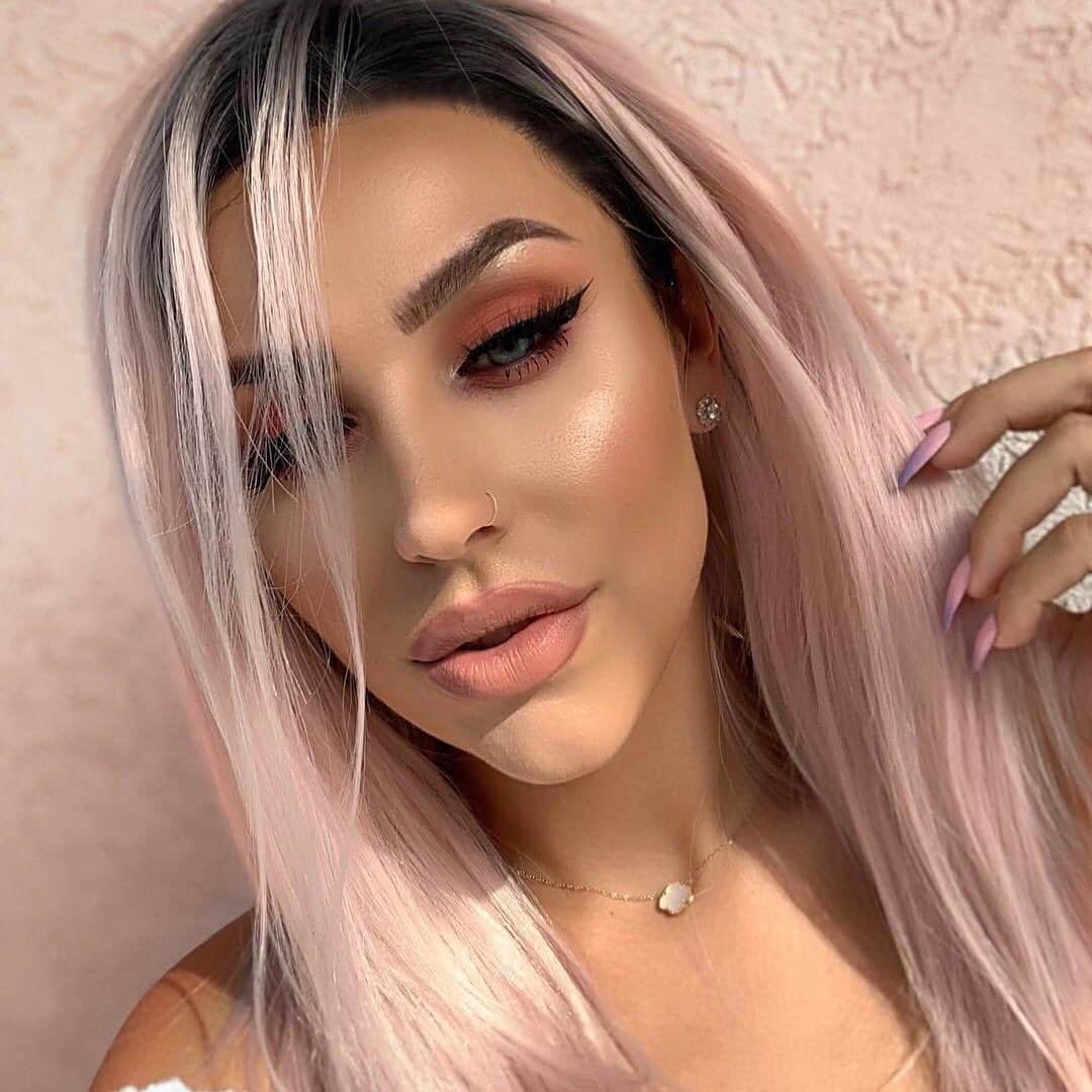 Too Facedさんのインスタグラム写真 - (Too FacedInstagram)「tbh, @makeupby_elliee is a #tfpeachesandcream DREAM! ✨ She wears our Peach Perfect Foundation, Just Peachy Mattes Eyeshadow Palette, Peach Mist Mattifying Setting Spray, and Peach Kiss Lipstick in shade Sunday Funday! 🍑 #regram #toofaced」5月13日 6時35分 - toofaced