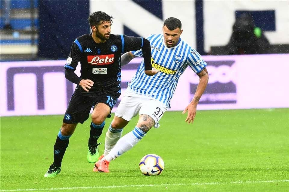 のインスタグラム：「Lottare sempre, qualsiasi cosa accada 💪  #ForzaNapoliSempre 💙⚽️」