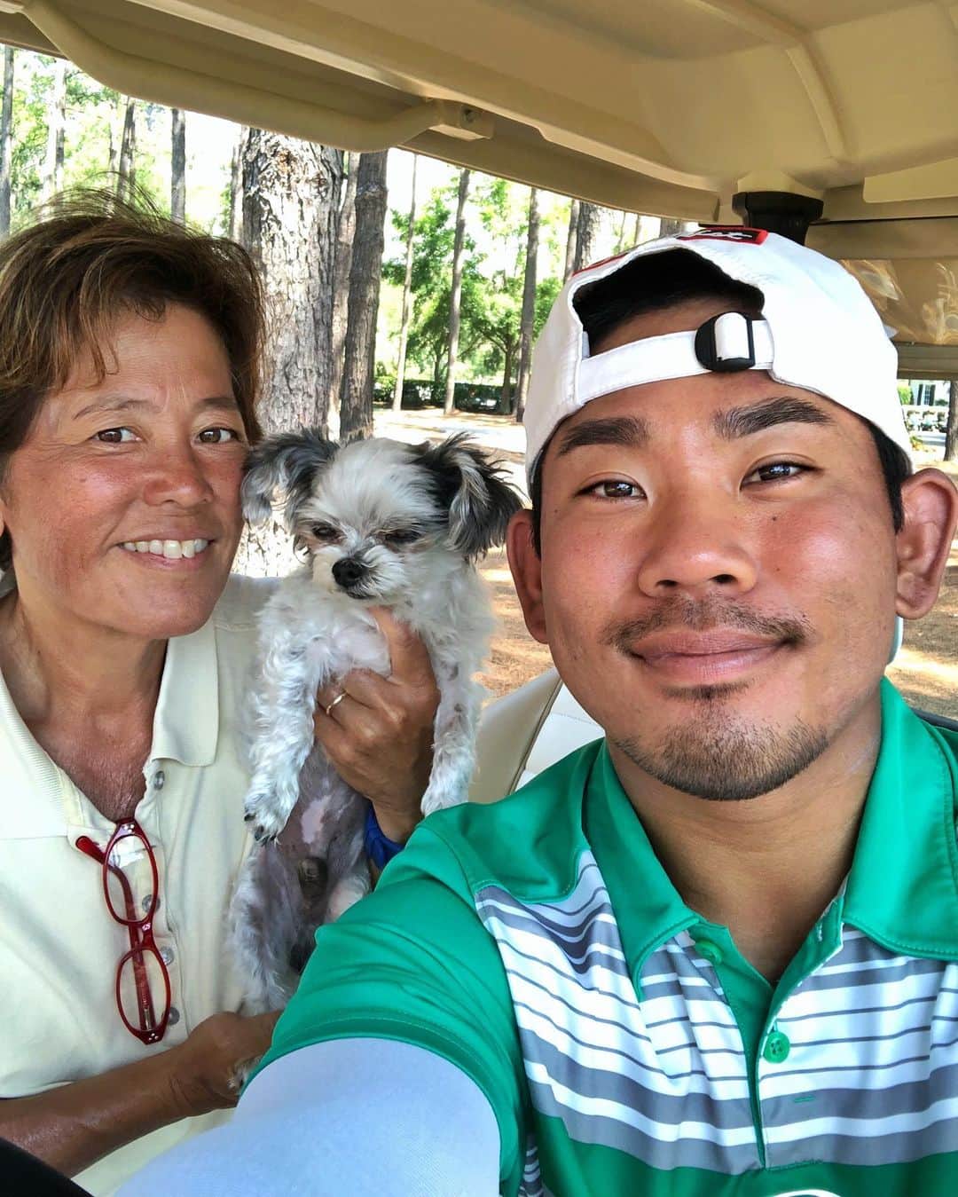 タッド・フジカワさんのインスタグラム写真 - (タッド・フジカワInstagram)「I love you, Mom. ♥️ Nothing I do or say will ever be able to amount to how much you mean to me and how much I love you. I'm so thankful for your love, support, and encouragement in every part of my life.  Happy Mother's Day to all of the mommas out there! 🥰 • •  #smile #bestfriend #mothersday #mom #family #dog #golfer #athlete #asian #life #love #selfie #cute #lovewins #home #beautiful #hawaii #oahu #inspiration #gay #instagay #gayguy #gayboy #lgbtq #advocate #instagram #influencer #wanderlust #picoftheday」5月13日 7時50分 - taddy808
