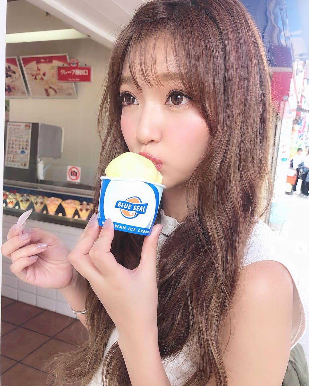 いっちゃん/嶋津 いつみさんのインスタグラム写真 - (いっちゃん/嶋津 いつみInstagram)「. . おはよーございます☀️🌈 . . . . 1ヶ月ぶりの沖縄に来てるんやけど 今回は #沖縄ビューティーキャンプ  に 参加しております🙋‍♀️✨ . . . . . ビューティー←やのに 食べてばっかり🐷💨💨💨 . . . . . いっぱい写真撮ったから また更新するね💓 . . . . . . #ナチュラルビューティーキャンプ  #naturalbeautycamp  #沖縄 #関西  #関西サロモ  #サロンモデル #サロモ #いっちゃん  #フリーモデル #関西モデル  #あざといっちゃん #かわいっちゃん #ブライダルモデル #アレンジモデル #ヘアカラー  #ヘアアレンジ #撮影依頼受付中 . . . . . . . . . 5月6月7月のお仕事依頼受付中です🧚🏻‍♀️💜 . DMにてお気軽にお問い合わせ下さい🙏🏻」5月13日 7時49分 - istumiiiru