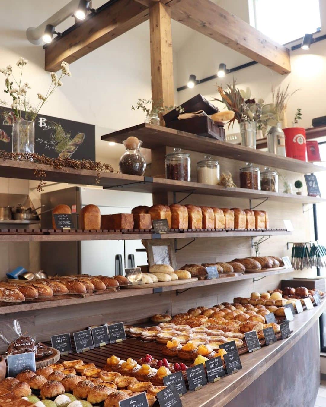 丘の上のパン屋 のグルメインスタ