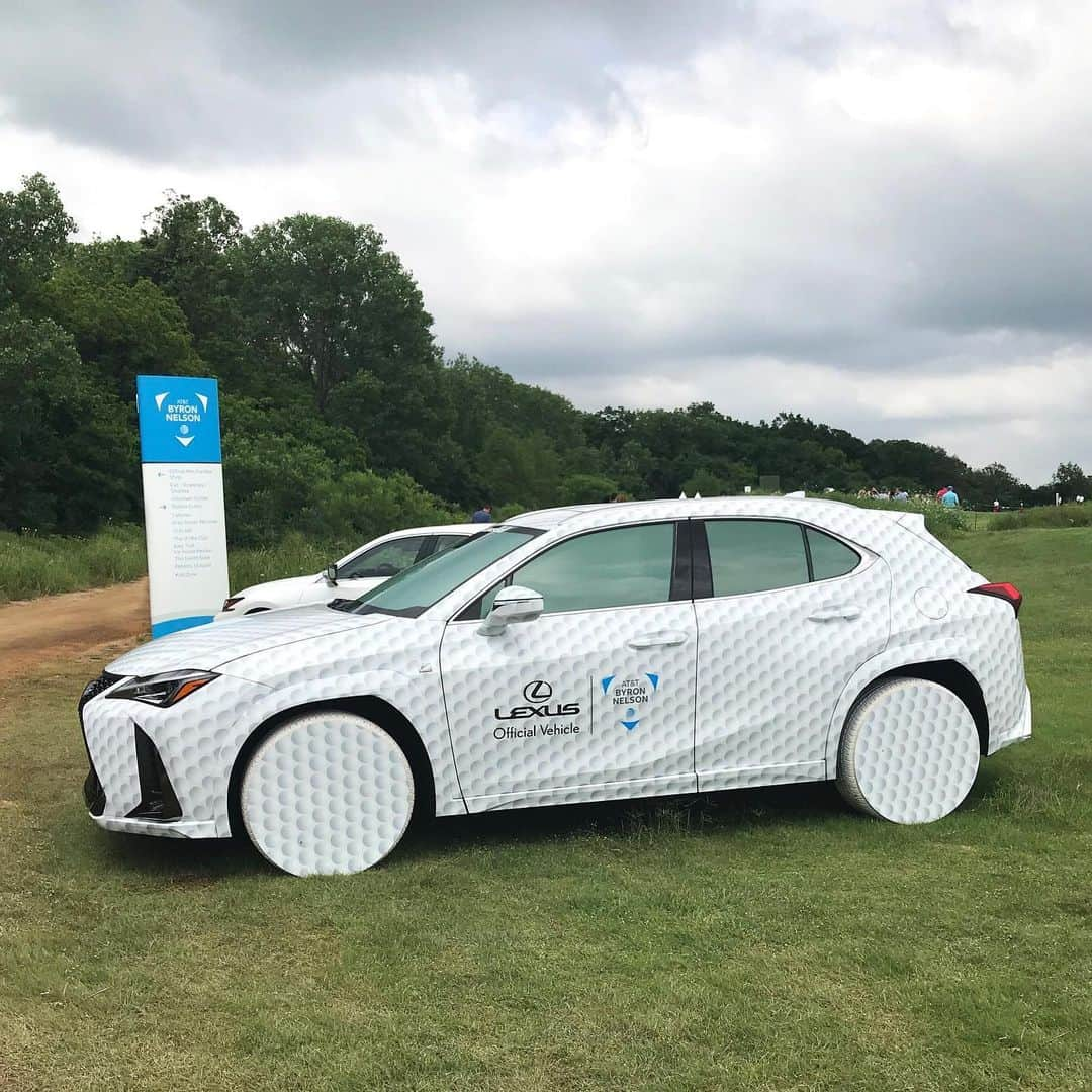 Lexus USAさんのインスタグラム写真 - (Lexus USAInstagram)「Great golfers always make for a great weekend. Proud to have been the official vehicle of the @attbyronnelson Golf Tournament. #LexusGolf」5月13日 8時20分 - lexususa