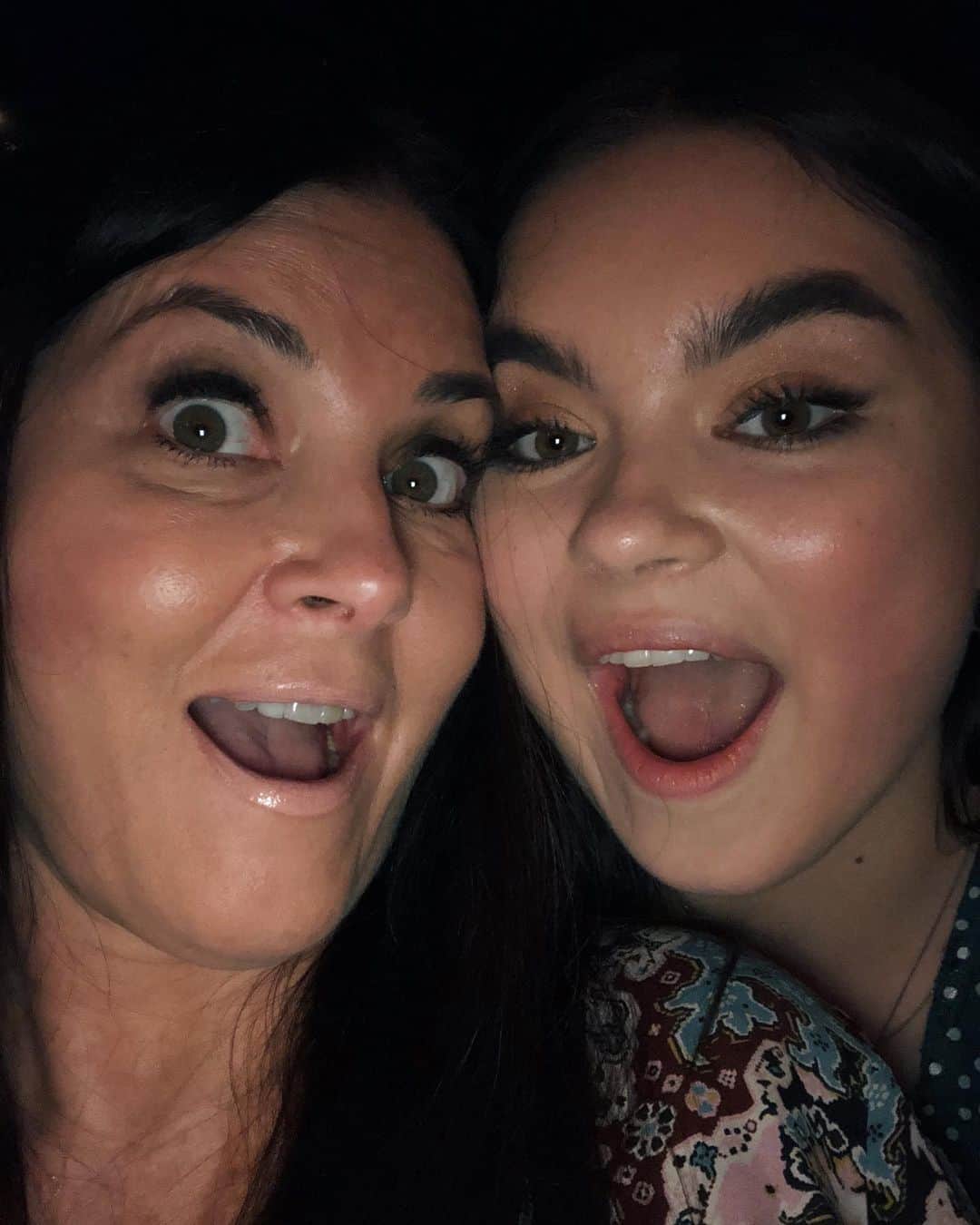 ランドリー・ベンダーのインスタグラム：「So much love today and everyday 🖤 I’m a lucky kid :)」