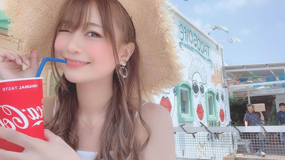 阿久津真央さんのインスタグラム写真 - (阿久津真央Instagram)「沖縄3日目👒☀️ #アメリカンビレッジ にきたよ🥤🍔 #沖縄ビューティーキャンプ #naturalbeautycamp #ナチュラルビューティーキャンプ #キレイモ @naturalbeautycamp @kireimo_official  #オシャレグラビア #10秒グラビア #code #codenate #photo #movie #ファインダー越しの私の世界  #水着 #撮影 #スタジオ #カメラ #カメラ #ポートレート #グラビア #モデル #タレント #グラドル」5月13日 11時53分 - akutsumao