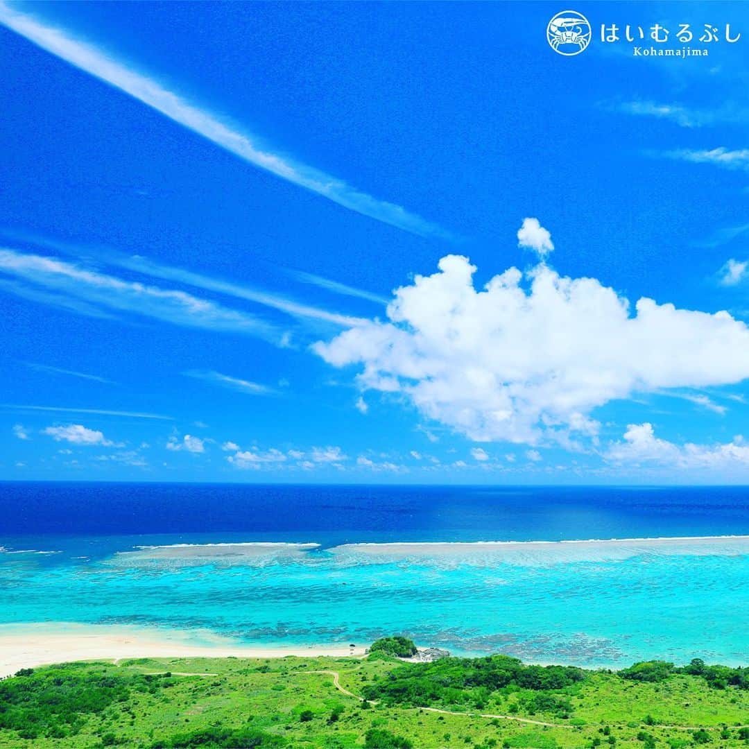 HAIMURUBUSHI はいむるぶしさんのインスタグラム写真 - (HAIMURUBUSHI はいむるぶしInstagram)「パラワールドテイクオフ場からの絶景！白い砂浜、リーフ内のターコイズブルーの海、そして瑠璃色の外洋が美しい景観を満喫できます。#沖縄 #八重山諸島 #石垣島 #サンゴ #海 #小浜島#リゾート #はいむるぶし #japan #okinawa #yaeyamaislands #ishigaki #bluesea #coral #whitebeach #kohamaisland #beachresort #haimurubushi」5月13日 12時14分 - haimurubushi_resorts
