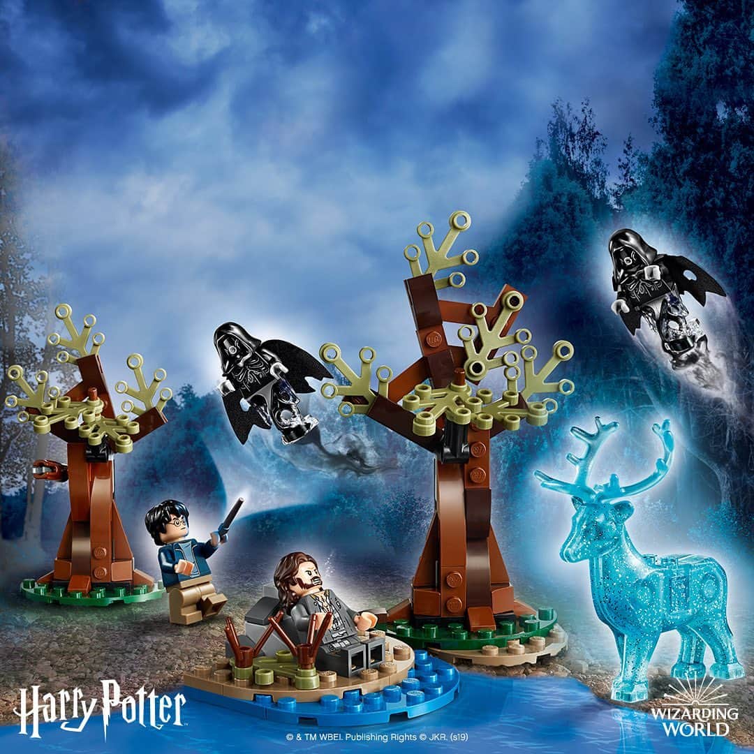LEGOさんのインスタグラム写真 - (LEGOInstagram)「No need to cast a summoning charm. ✨ New #LEGOHarryPotter sets coming soon 2019. #HarryPotter #WizardingWorld @HarryPotterFilm」5月13日 22時03分 - lego
