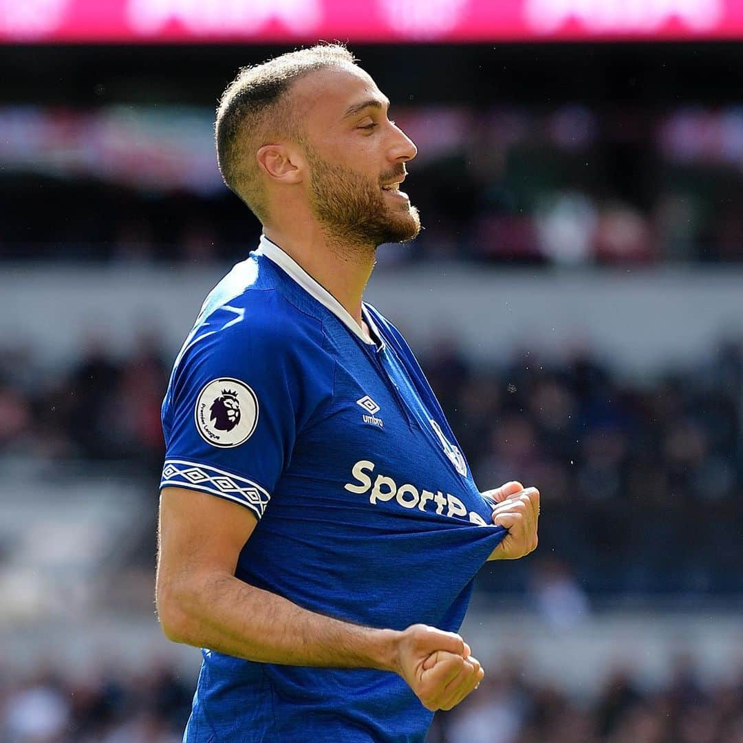 エヴァートンFCさんのインスタグラム写真 - (エヴァートンFCInstagram)「Your support - at home and on the road - is second to none. Thank you. Onwards Evertonians! 💙 • • • #everton #efc #coyb #blues #toffees #support #fans #UTT #goodisonpark #thankyou #premierleague #pl」5月13日 22時17分 - everton