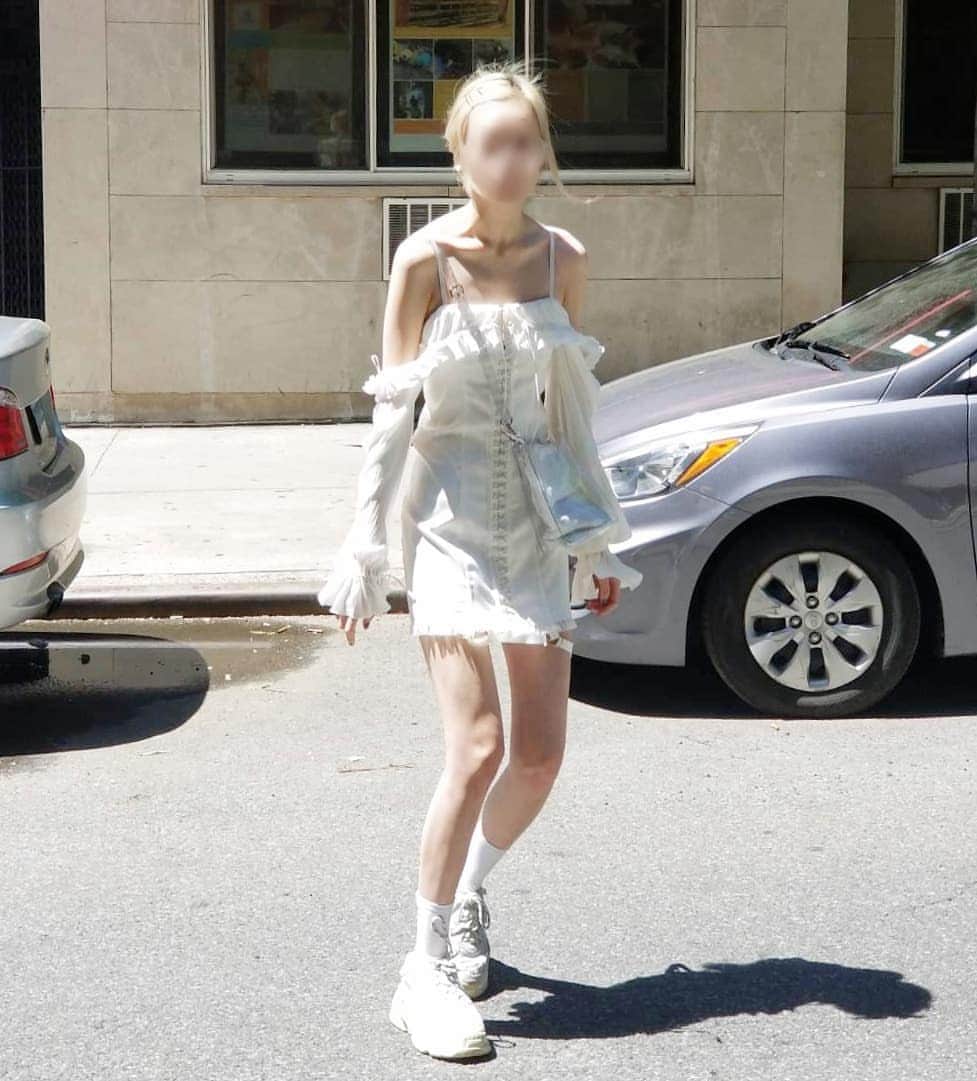 フェルナンダ・リーのインスタグラム：「顔なし🤭🤭」