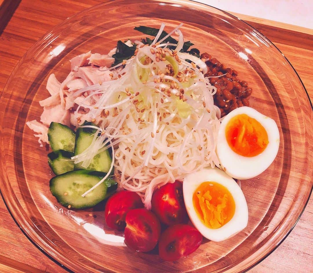 西園みすずさんのインスタグラム写真 - (西園みすずInstagram)「そうめんサラダ . #そうめんサラダ  #そうめん #夏 #おうちごはん  #みすずご飯」5月13日 22時21分 - sunmyu_misuzu