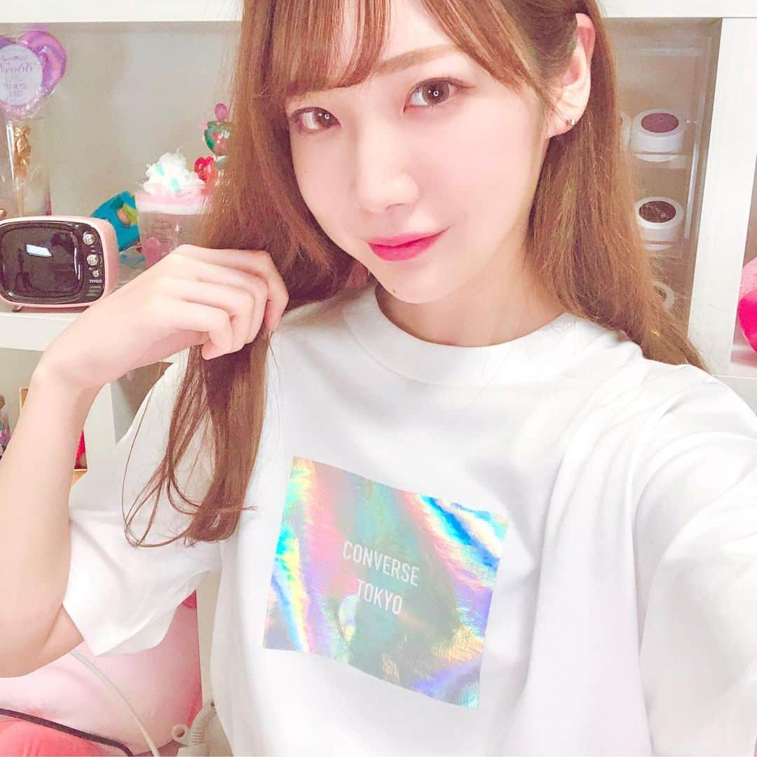 サラさんのインスタグラム写真 - (サラInstagram)「交通安全なTシャツ買った👚笑  #コンバース」5月13日 22時50分 - sara_parin