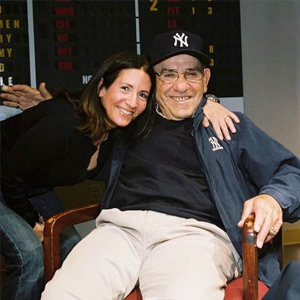 ボビー・ブラウンのインスタグラム：「This year Mother’s Day fell on the birthday of a dear friend who taught me so much by just observing. And yes #yogiberra said all those yogiisms. But what you might not know about one of our countries greatest athletes and coach is that under it all he was actually a beloved family man and doting grandfather. He was a man who always said yes to requests to honor the community and give back. But that was only in our town. He cared and gave of himself to everyone and so loved his 1.5 oz of vodka w 3 olives. We miss you yogi.」