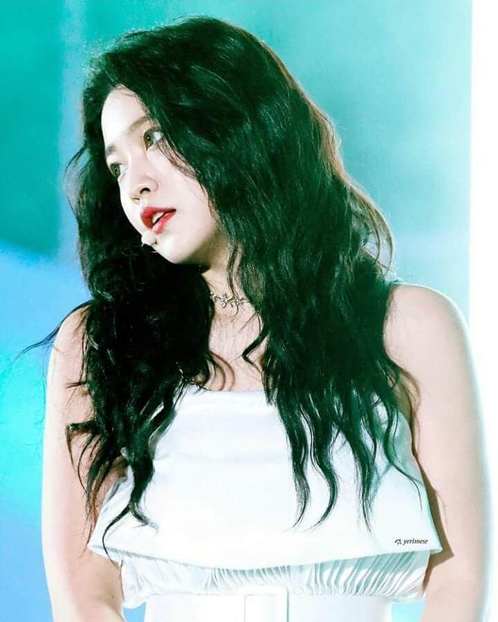 イェリさんのインスタグラム写真 - (イェリInstagram)「Isul Live Festival🔥 A living doll😍😭 #REDVELVET #YERI #레드벨벳 #예리」5月13日 23時05分 - redvelvet_yeri