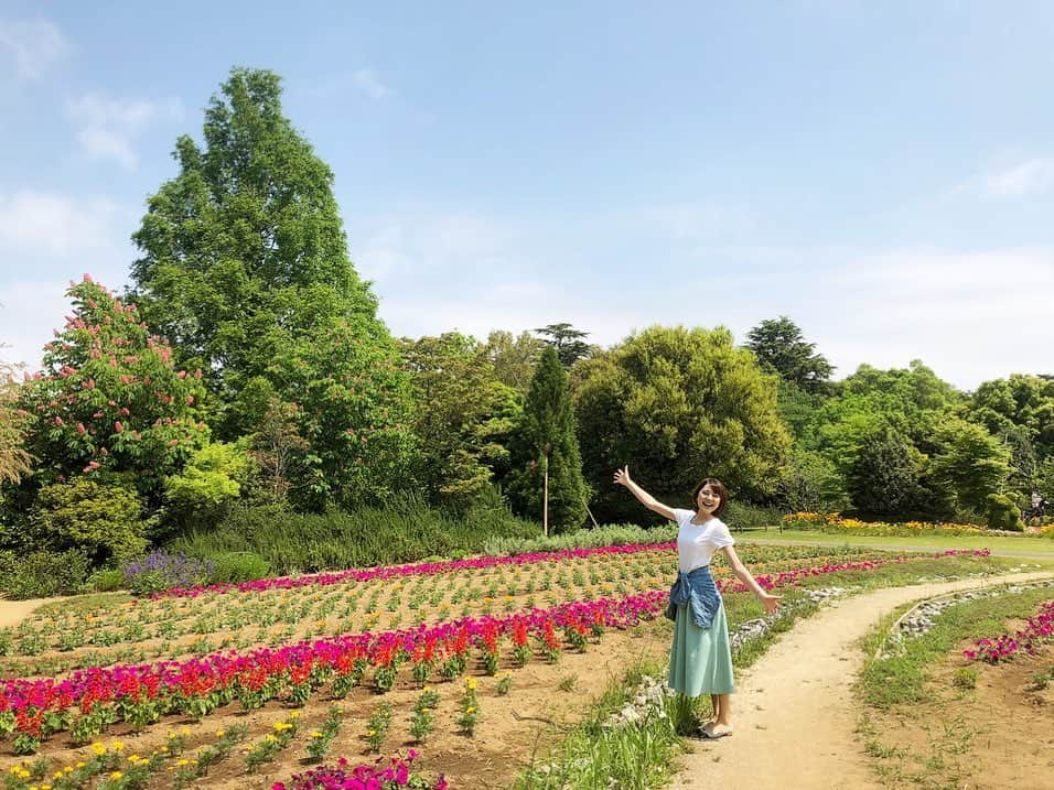 佐藤由季さんのインスタグラム写真 - (佐藤由季Instagram)「映えレポート @清水公園 花ファンタジア 〜お花編〜 最高に気持ち良かった☺️気分はお嬢様🌹笑 #bayfm  #プレシャスレポート  #清水公園  #花ファンタジア  #ローズフェスタ  #インスタ映え  #詳しくはブログにて  #お嬢様意識  #でもきっとお嬢様は手を広げて写真を撮らない （笑） #ふんわりパステルスカート  #佐藤由季」5月13日 14時24分 - yukisato0710