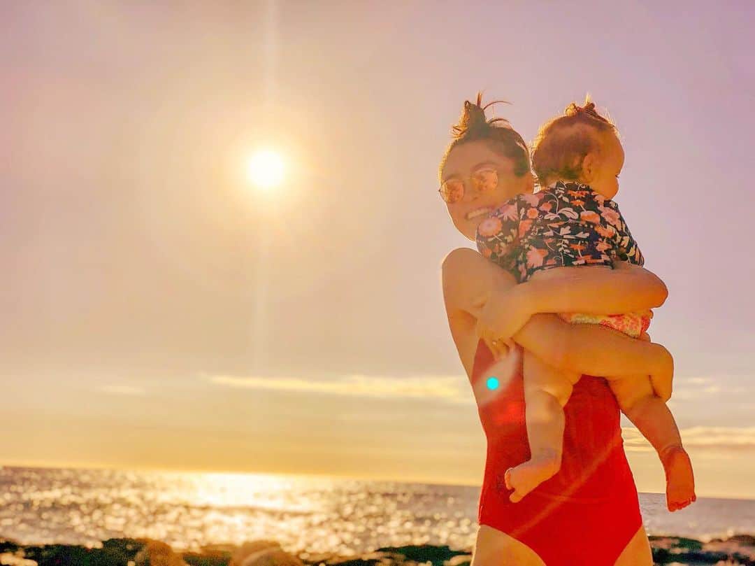 エミ・マイヤーのインスタグラム：「Happy Mother’s Day! 良い母の日を💖」