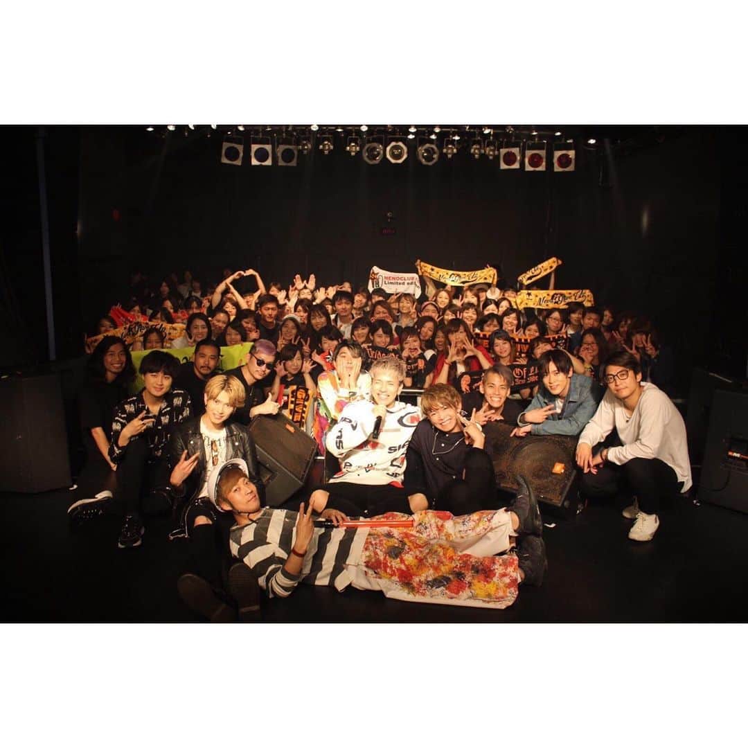 岡田鷹斗さんのインスタグラム写真 - (岡田鷹斗Instagram)「Brand New Vibe Live House Tour 2019 Spring「PRIDE OF LION」 熊本公演ありがとうござました。  改めて今回の郡山、福岡、熊本公演と 3箇所出演させていただきました。 @keitaro_bnv_0507  敬太郎さんのステージの姿や、対バンアーティストさん方や、会場の雰囲気。 感じるものも沢山あり本当に素敵な経験をさせていただきました。 本当にありがとうございました。  #NEVAGIVEUP #Brandnewvibe #PRIDEOFLION #2019」5月13日 15時52分 - okada_takato