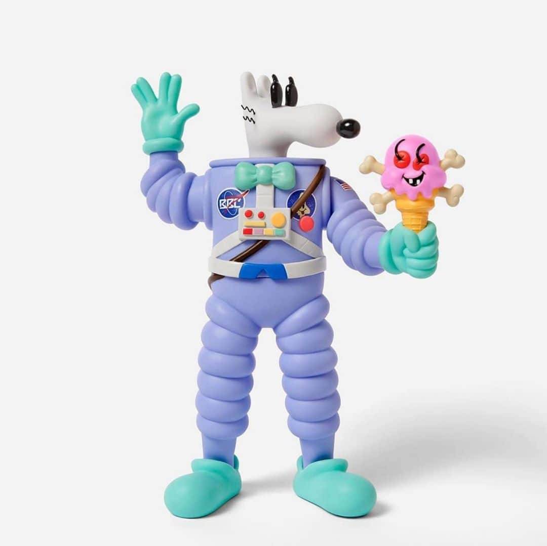 HYPEBEASTさんのインスタグラム写真 - (HYPEBEASTInstagram)「@hypebeastart: @s_harrington and @bbcicecream teamed up to create 400 of these 13-inch sculptures. The figures will be launching on June 1 as a blind box assortment (three different (flavours”) exclusively at the BBC store in NYC.  Photo: @s_harrington」5月13日 15時56分 - hypebeast