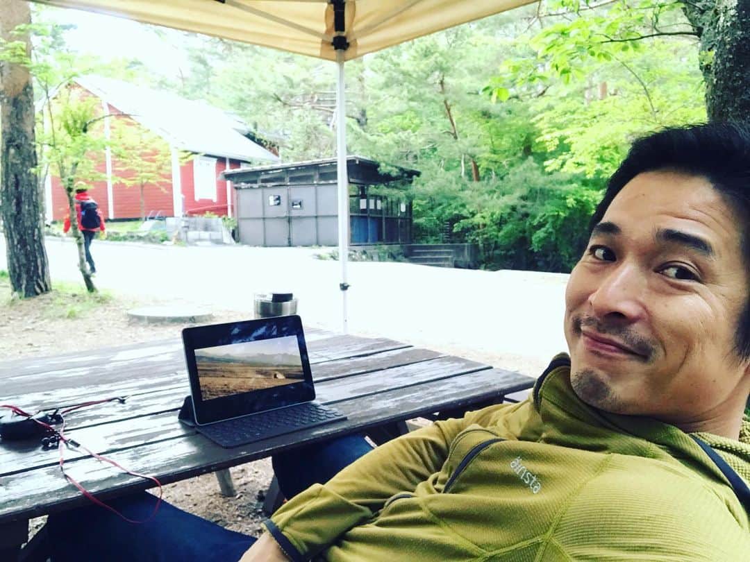 井手大介のインスタグラム：「青空映画館でマイティーソー @otterboxasia #yougotthis」