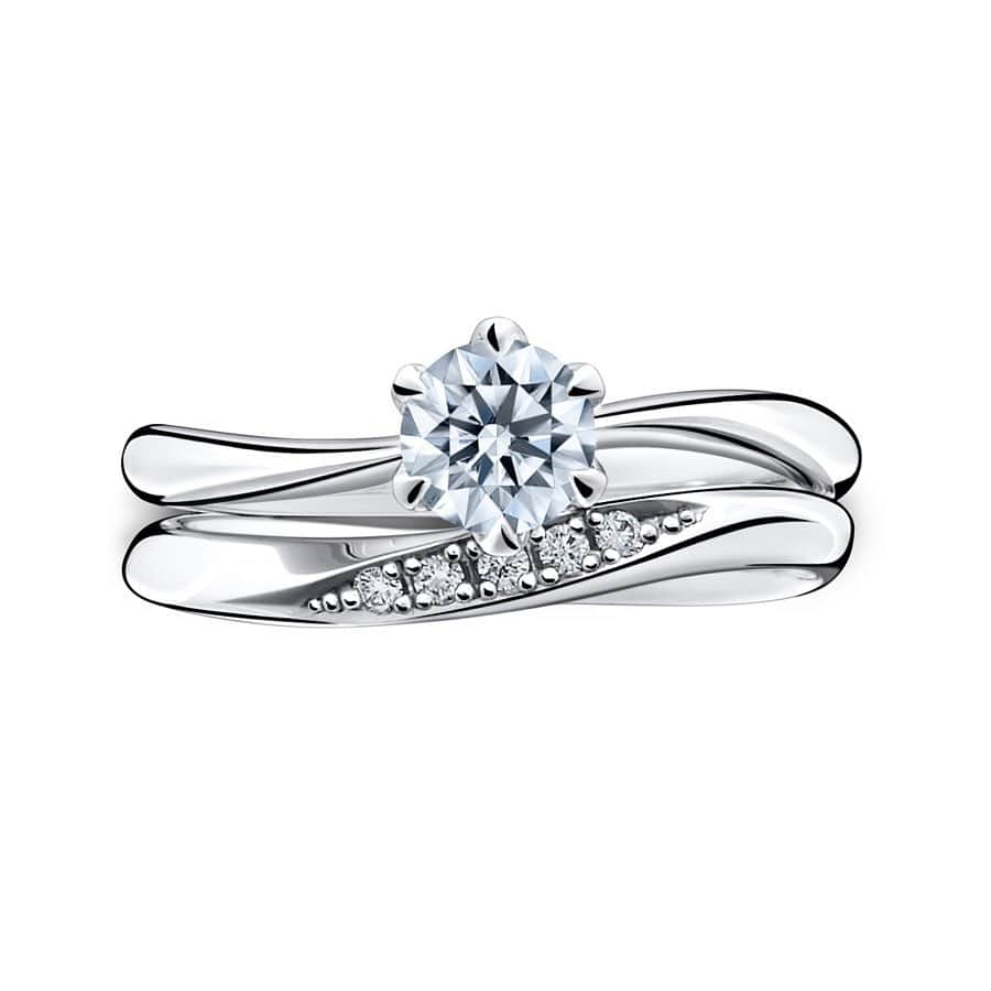 ラザール ダイヤモンド ブティック公式 | 婚約・結婚指輪さんのインスタグラム写真 - (ラザール ダイヤモンド ブティック公式 | 婚約・結婚指輪Instagram)「・ 「指のタイプ別でチョイス！“似合う”エンゲージリング&マリッジリングのデザイン」 ・ 長く愛用するからこそ、失敗したくない。 指のタイプによっても、似合うリングは異なります。 ”華奢な指””筋張った指””ぽっちゃりした指””すらっとした指”など。 あなたとパートナーの指の特徴を理解して、ぜひ納得のいくリングをお選びください。 ・ ▼詳しくはこちらから http://ur0.link/VSYd ・ ***.:･.｡*****.:･.｡*.:･.｡***.:･.｡***.:･.｡***.:･.｡***.:･.｡***.:･.｡ UNITARIAN/ユニタリアン(Carat : 0.20ct～/Price(税抜) : 207,000円～) CHORUS LINE/コーラスライン(Carat : 0.09ct/Price(税抜) ：134,000円 ) ***.:･.｡***.:･.｡***.:･.｡***.:･.｡***.:･.｡***.:･.｡***.:･.｡***.:･.｡ ・ THE WORLD’S MOST BEAUTIFUL DIAMOND® 商品詳細はプロフィール @lazarediamond_boutique のURLからどうぞ ・ ご予約のうえ、初来店の方に2,000円分のJCB商品券をプレゼント ・ #指のタイプ別 #似合うリングのデザイン #失敗しないリング選び #失敗しない指輪選び ・ #UNITARIAN #ユニタリアン #CHORUSLINE #コーラスライン ・ #プロポーズ #ブライダルリング #マリッジリング #エンゲージリング #エンゲージメントリング #ダイヤモンドリング #婚約 #結婚 #指輪 #婚約指輪 #結婚指輪 #婚約指輪選び #結婚指輪選び #指輪探し #結婚式 #結婚式準備 #2019年春婚 #2019年夏婚 #2019年秋婚 #2019年冬婚 ・ #ラザールダイヤモンド #lazarediamond」5月13日 17時01分 - lazarediamond_boutique